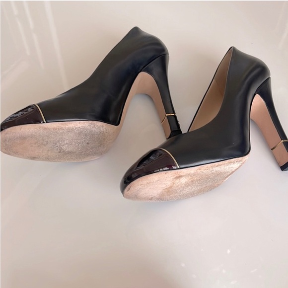 Chanel shoes - Picture 3 of 5